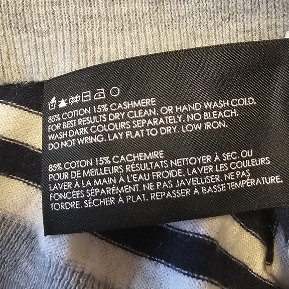 CLUB MONACO, Large,Cotton/ Cashmere Blue /White Striped, V-neck - Picture 6 of 7